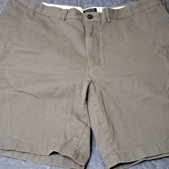 Lands' End Taupe Traditional fit shorts size 42 - Picture 1 of 4
